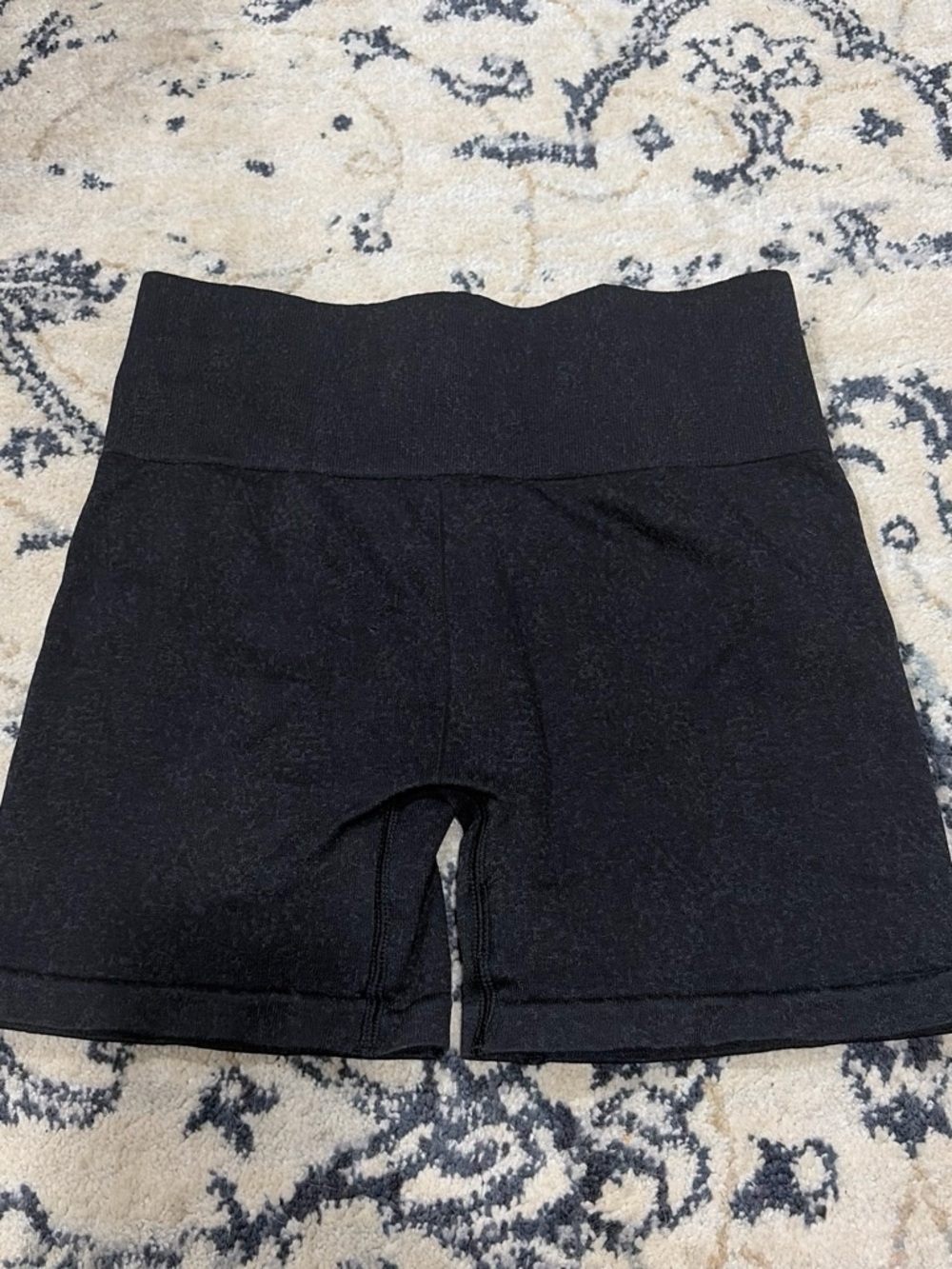 Gymshark Women’s Black High-Rise Seamless Workout Shorts - Picture 2 of 2